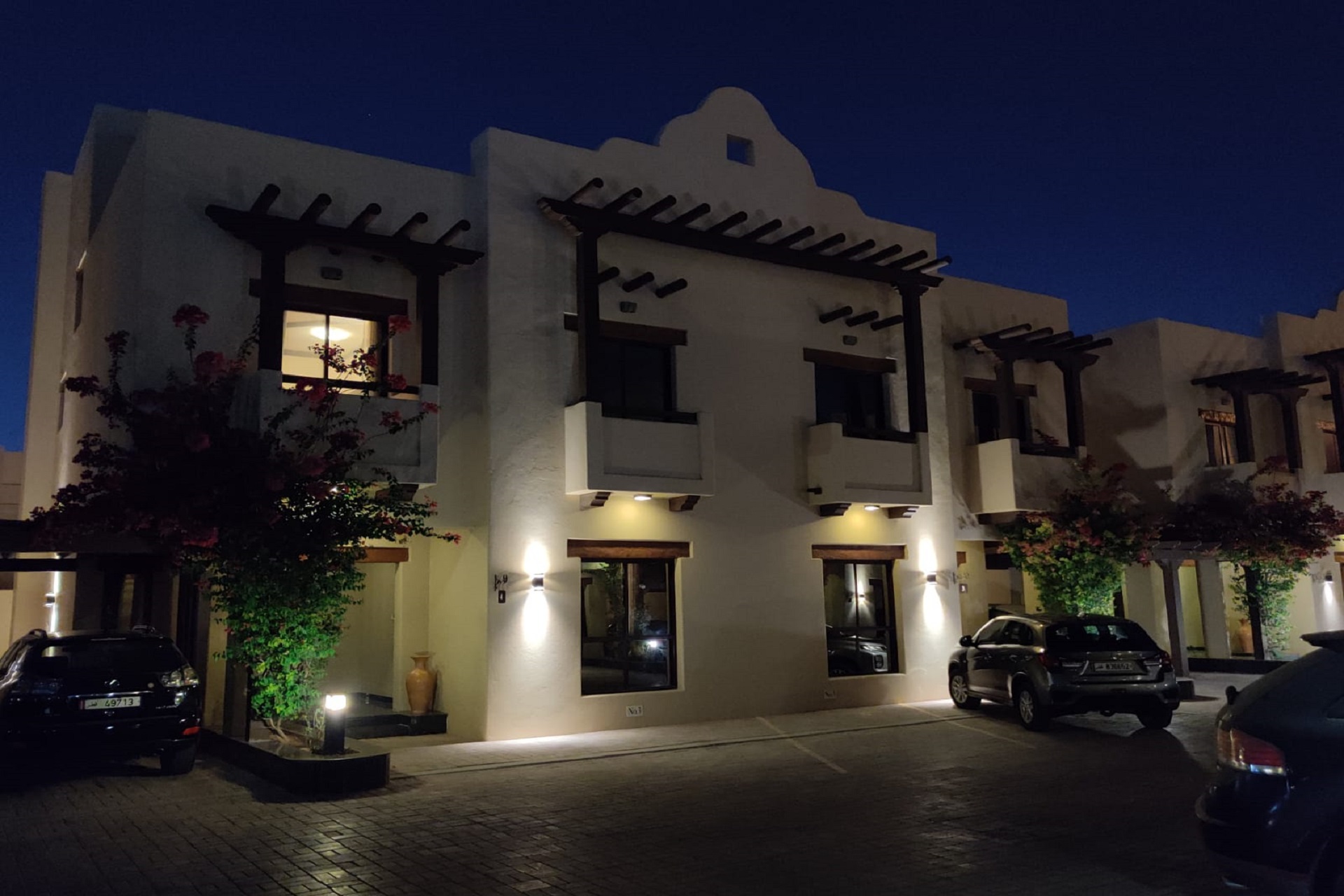 Studio fully furnished luxurious apartments with Facilities & Maintenance  in Al Gharaffa P-145