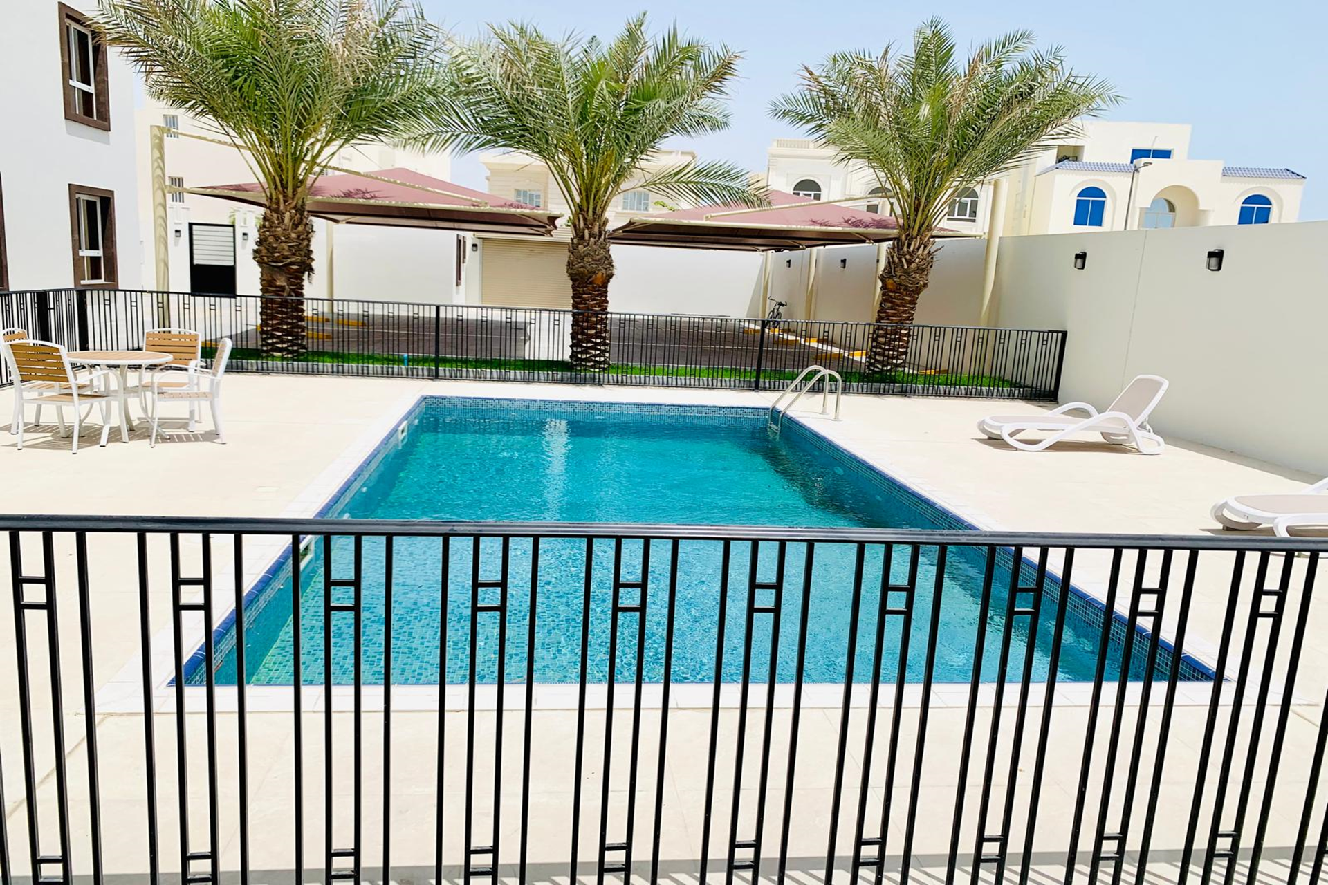 Brandnew 1 and 2 bedrooms with Maintenance & facilities In Wukhair